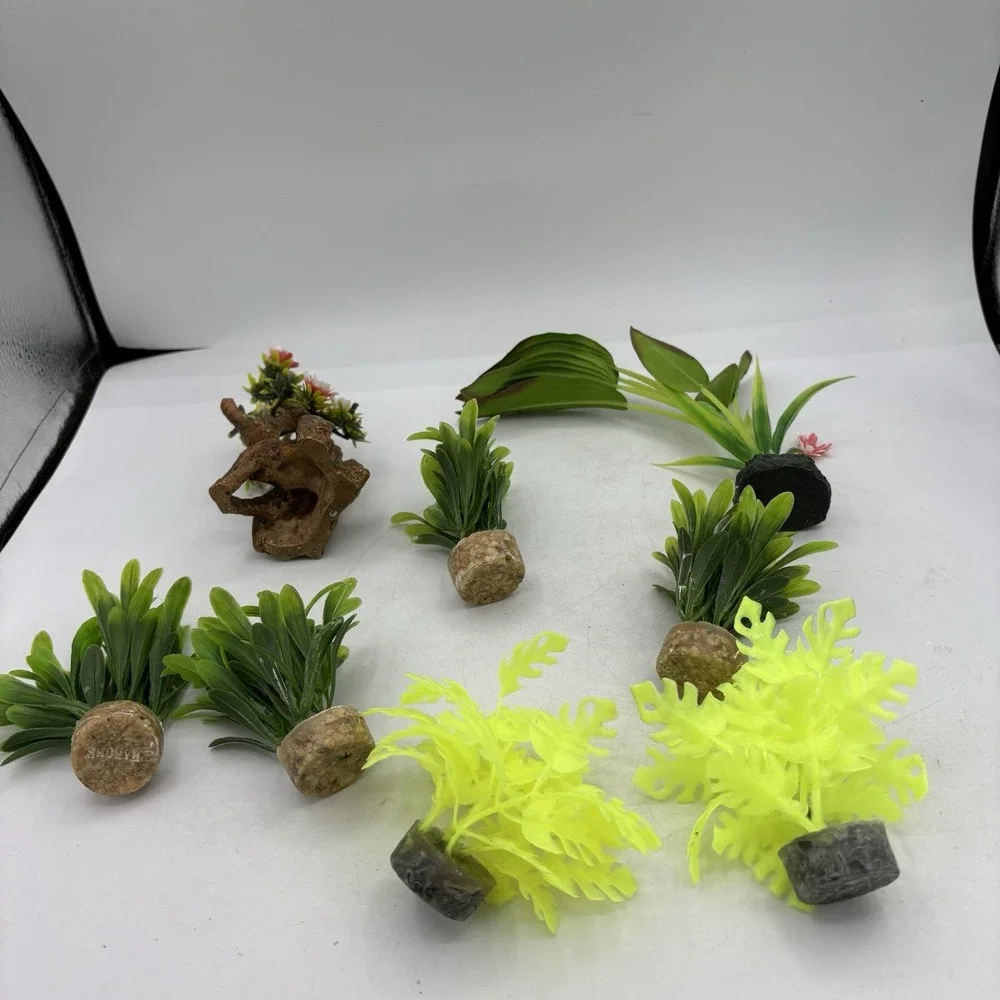 Fish Aquarium Plastic Plant &‎ Decoration Lot of 8 Green Tropical